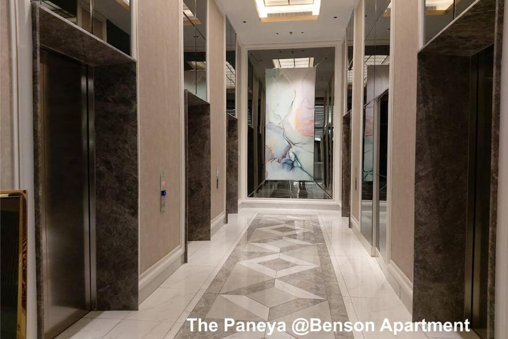The Paneya @Benson Apartment Surabaya Esterno foto