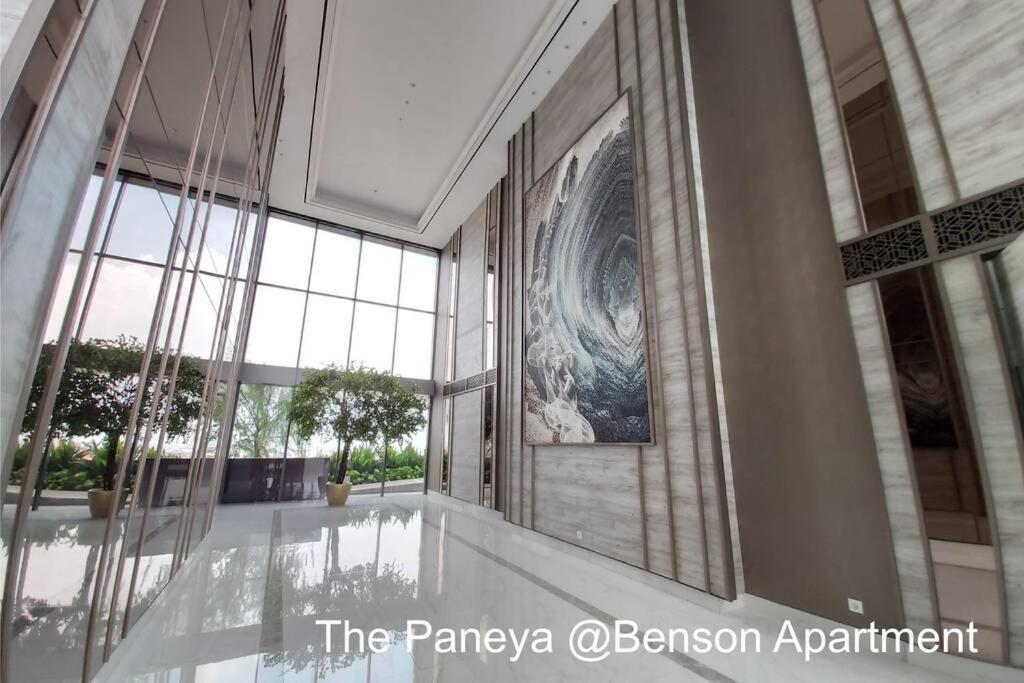 The Paneya @Benson Apartment Surabaya Esterno foto