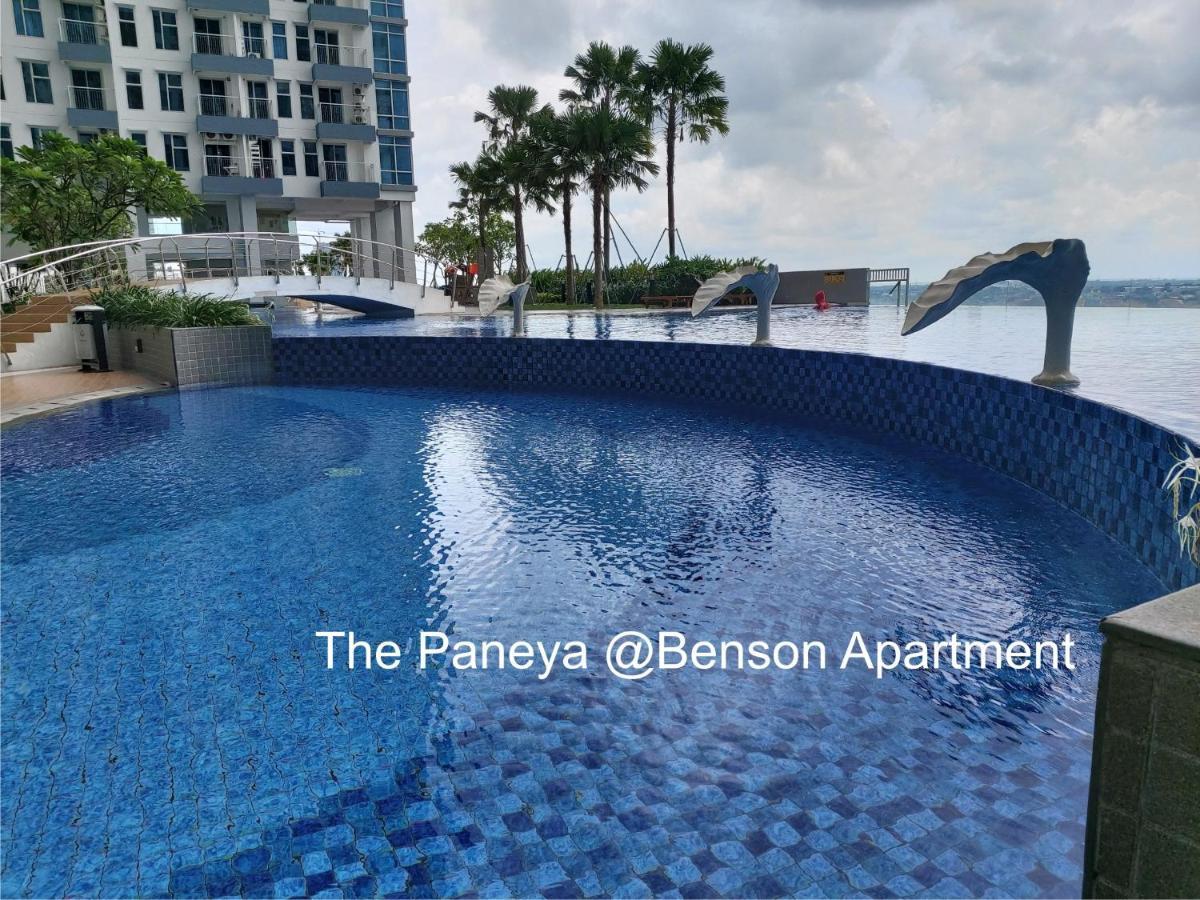 The Paneya @Benson Apartment Surabaya Esterno foto